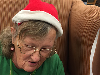 Christmas music and pet therapy for seniors