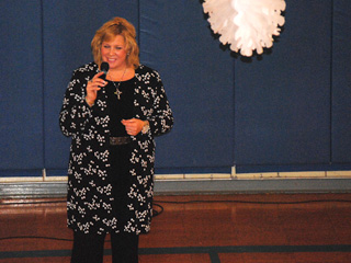 Bonnie singing during First Night - 2011